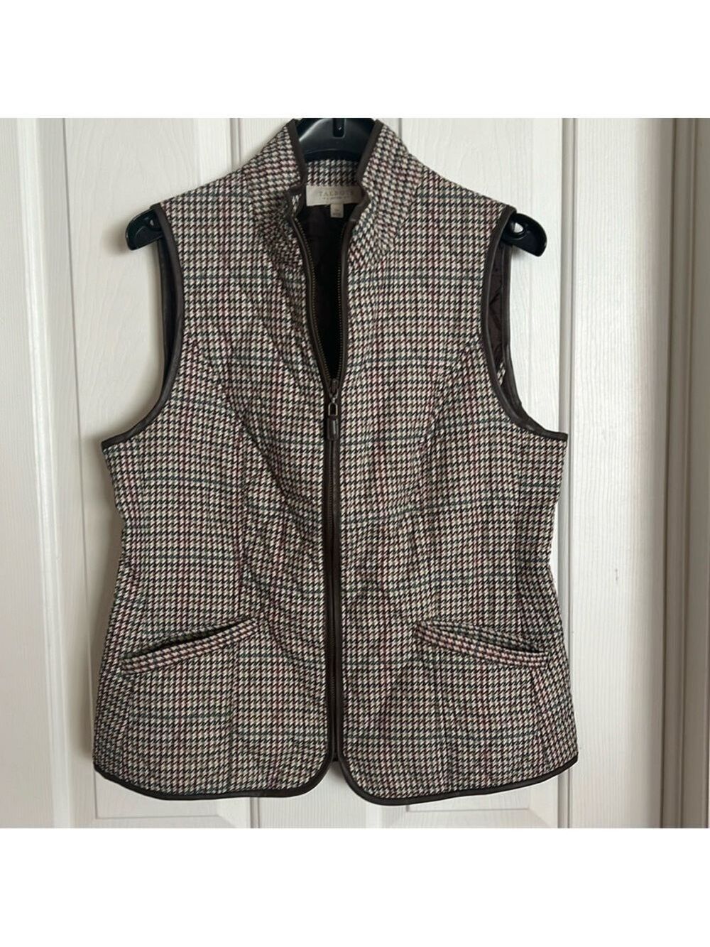 Talbots Women’s quilted vest. Size S petite